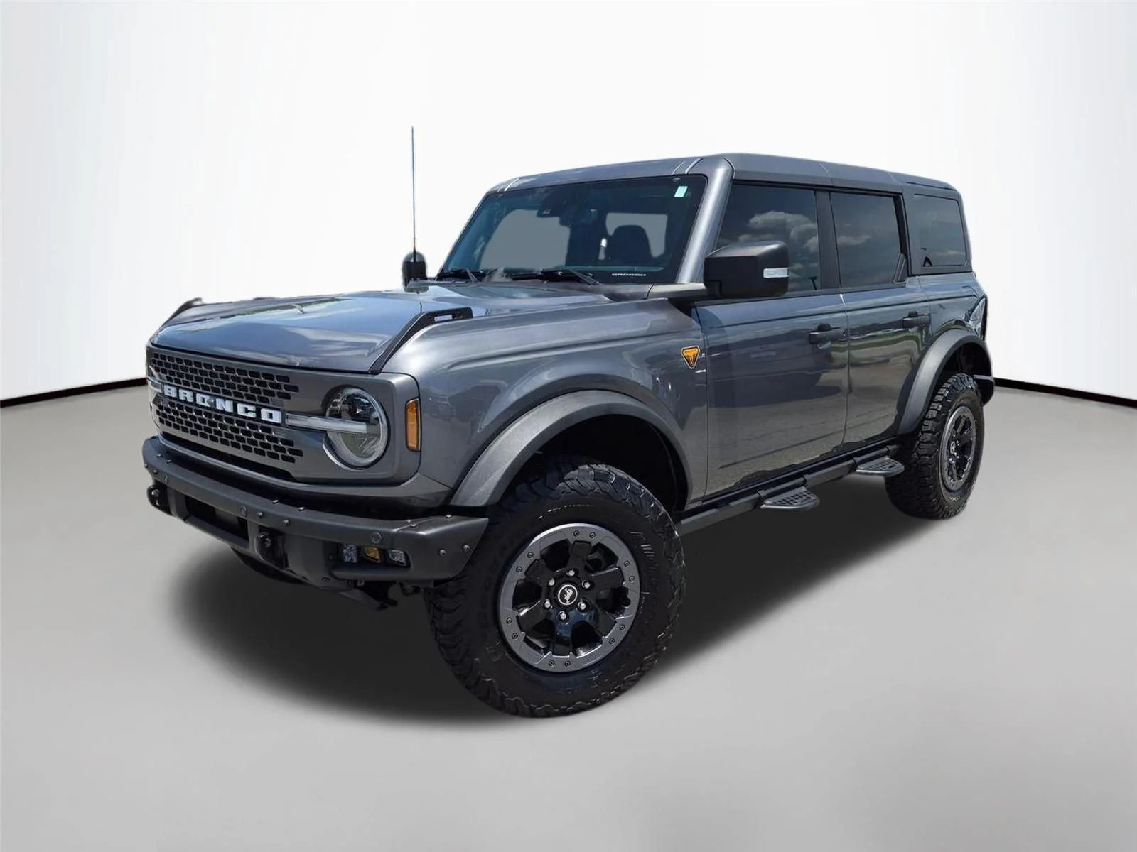 Used 2022 Carbonized Gray Metallic Ford Badlands image 1