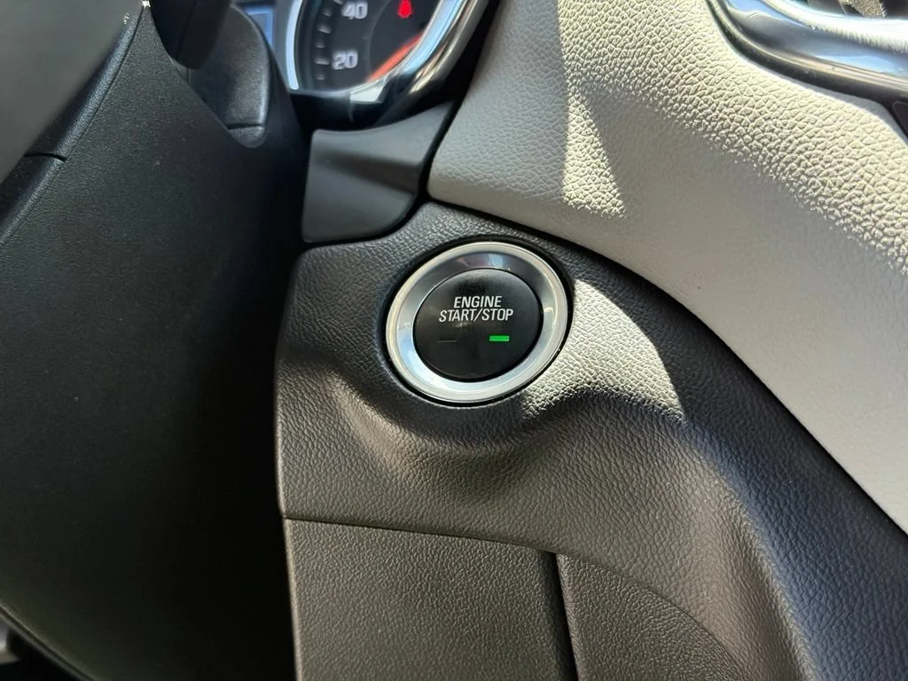 Used 2022 Seaglass Blue Metallic Chevrolet LT image 25