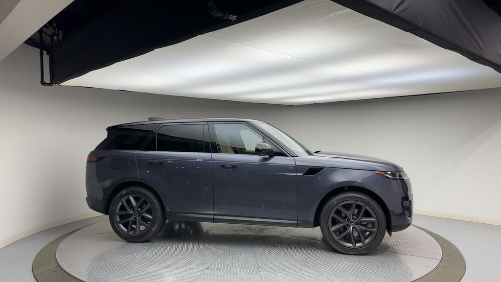 Used 2024 Varesine Blue Metallic Land Rover SE image 9