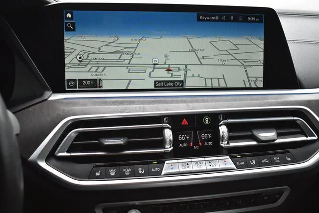 Used 2021 Alpine White BMW xDrive40i image 19
