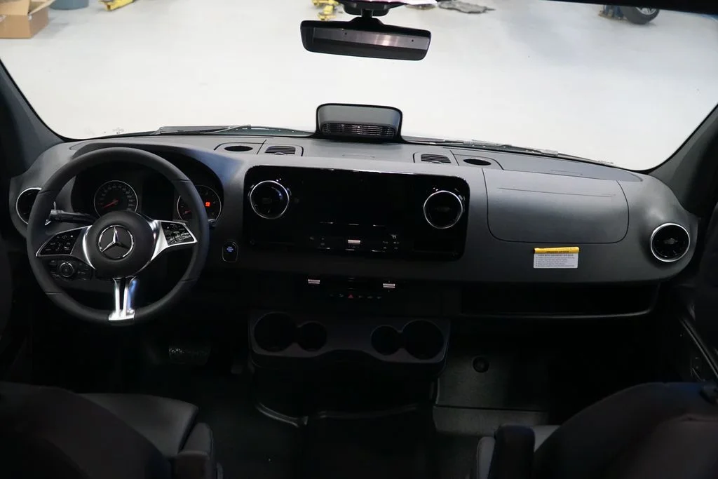 2026 Mercedes-Benz Sprinter Crew Van Base - Photo 9