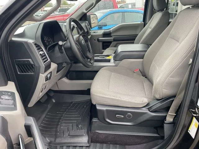 Used 2015 Black Ford XLT image 6