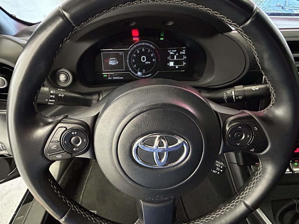 Used 2023  Toyota Base image 20