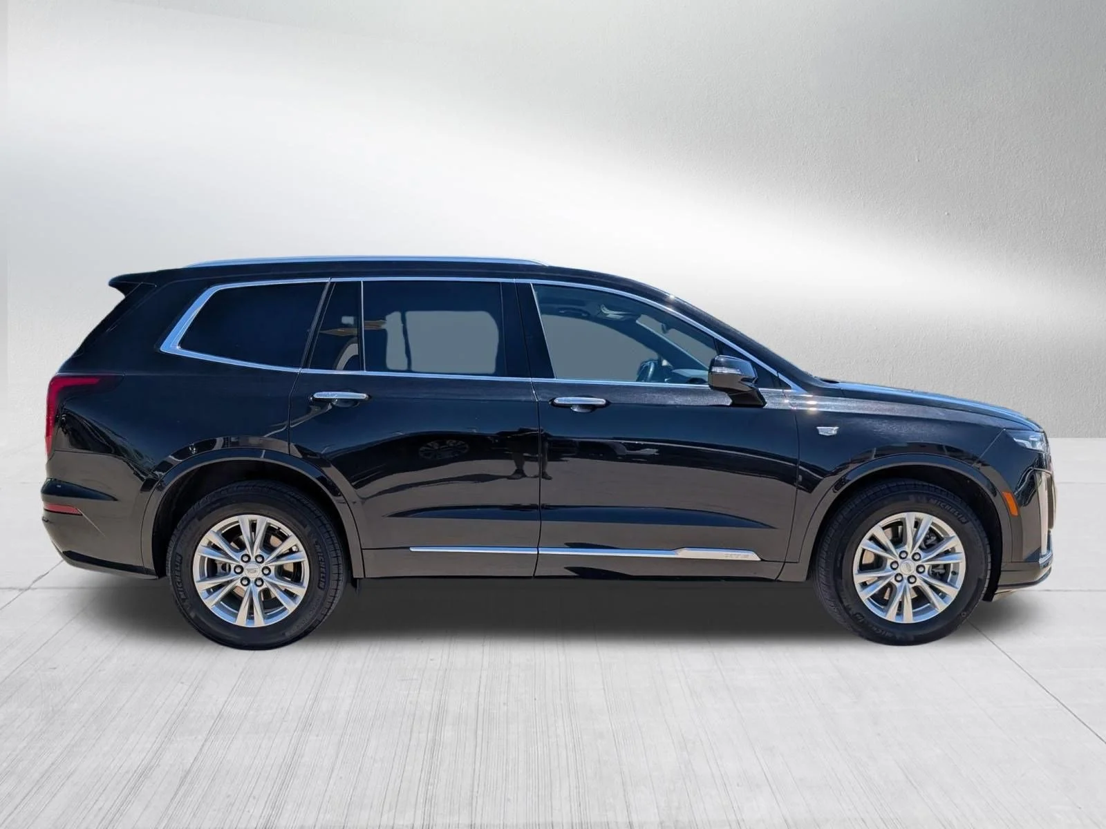 Used 2024 Stellar Black Metallic Cadillac Luxury image 6