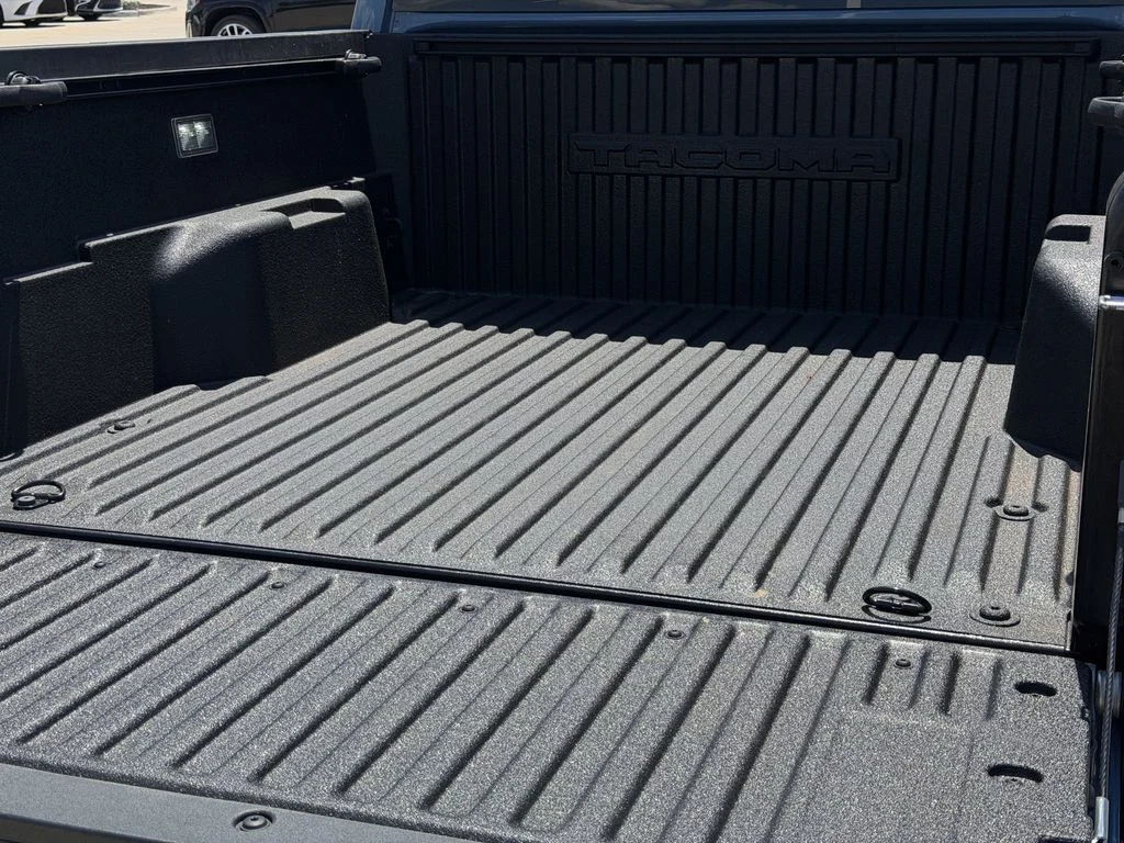 Used 2026 Blue Toyota SR5 image 29