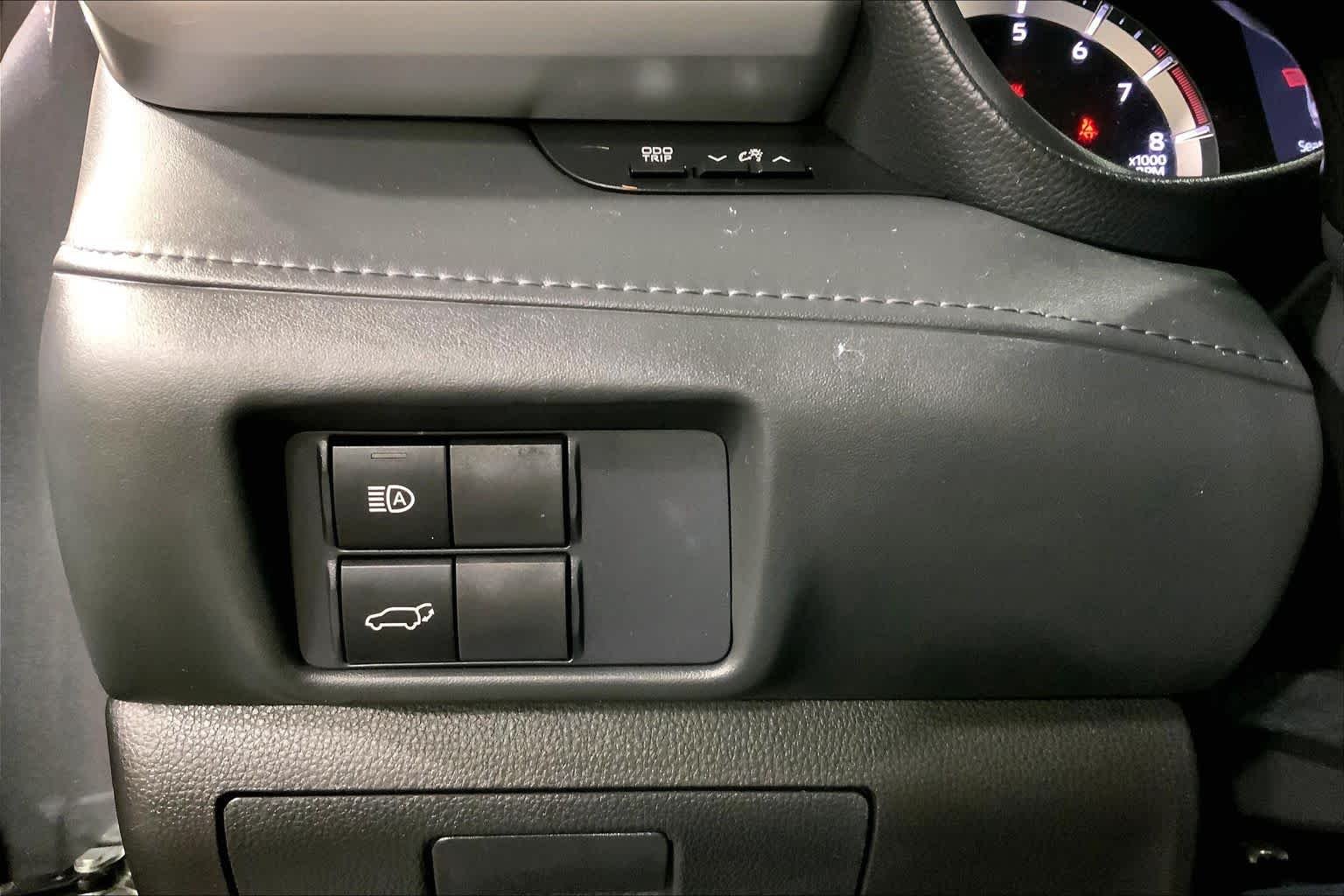 Used 2021 Magnetic Gray Metallic Toyota LE image 35
