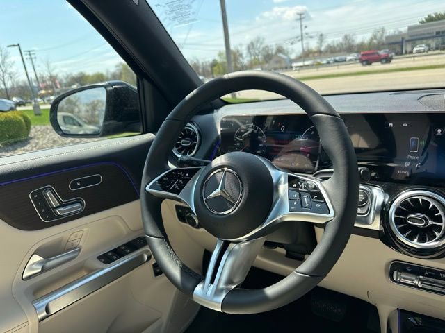 New 2026 Night Black Mercedes-Benz GLB 250 image 70