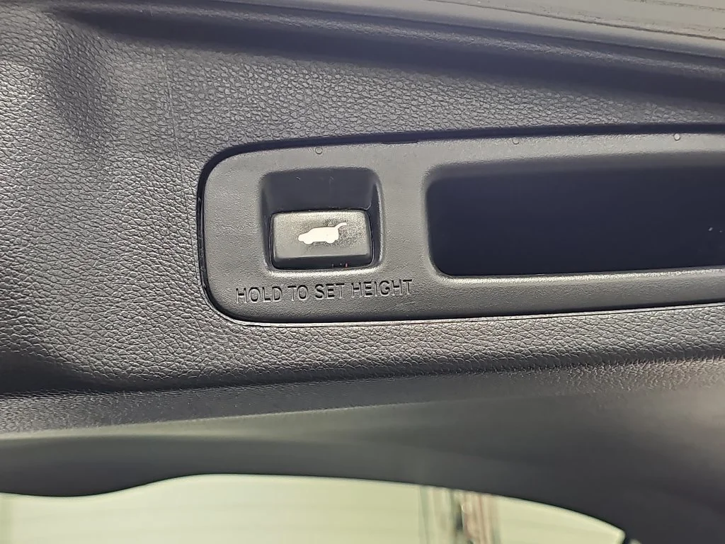 Used 2019  Honda EX-L image 16
