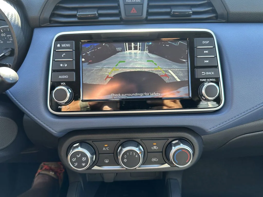 2025 Nissan Versa Sedan SV - Photo 15