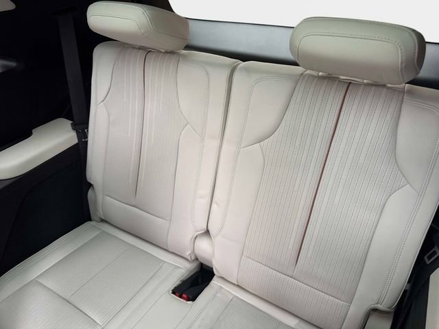 2026 Cadillac VISTIQ Luxury - Photo 12