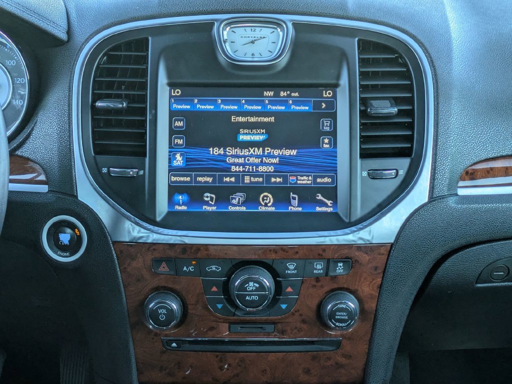 Used 2014 Blue Chrysler Base image 27
