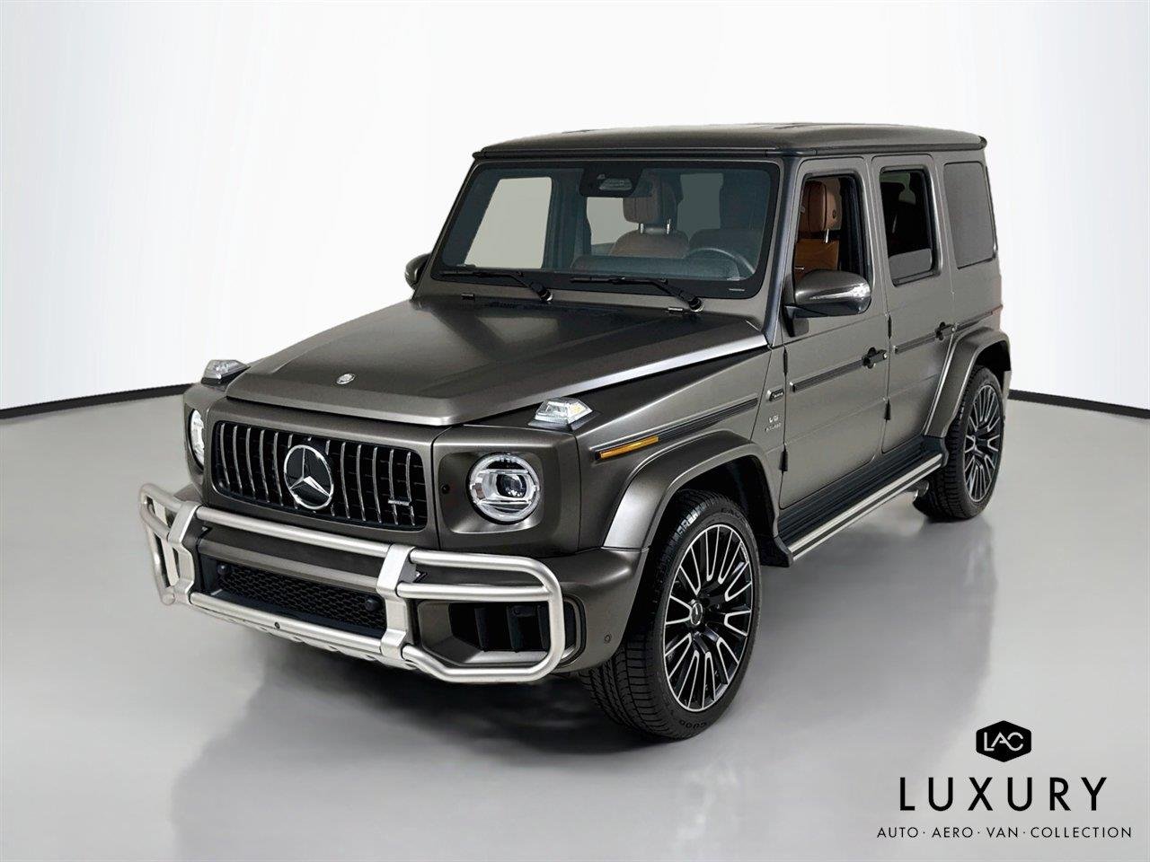 Used 2026 MANUFAKTUR Monza Grey Magno Mercedes-Benz AMG® G 63 | Manu Int Package Plus | Carbon Trim image 3