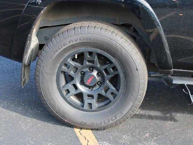 Certified Used 2021 Midnight Black Metallic Toyota SR5 Premium image 8