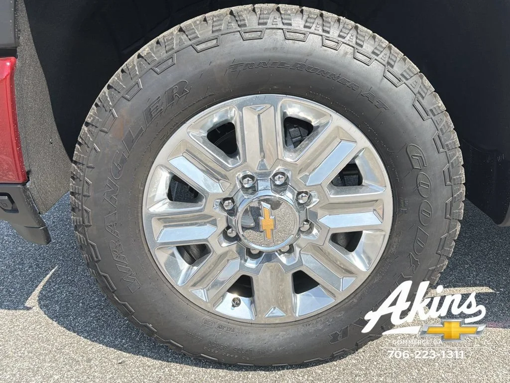 2025 Chevrolet Silverado 2500 HD High Country - Photo 11