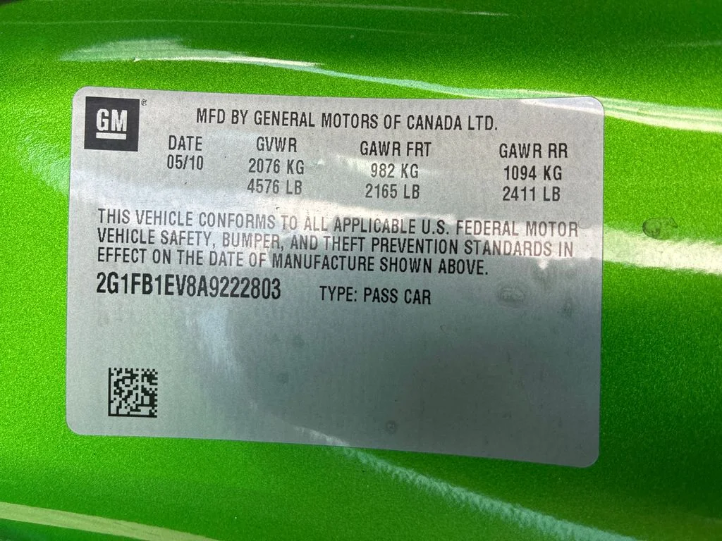 Used 2010 Green Chevrolet 1LT image 25