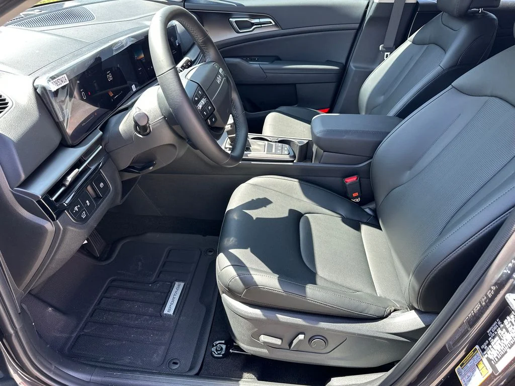 New 2026 Gray Kia EX image 9