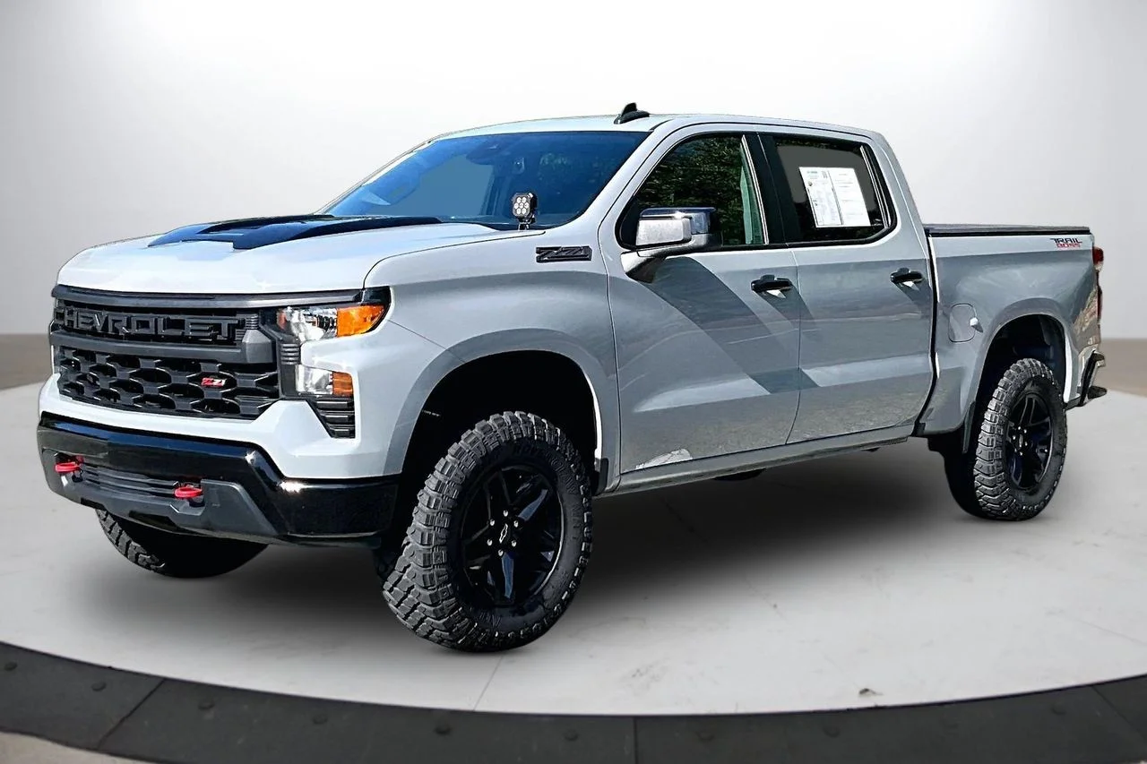 Certified Used 2024 Gray Chevrolet Custom Trail Boss image 4
