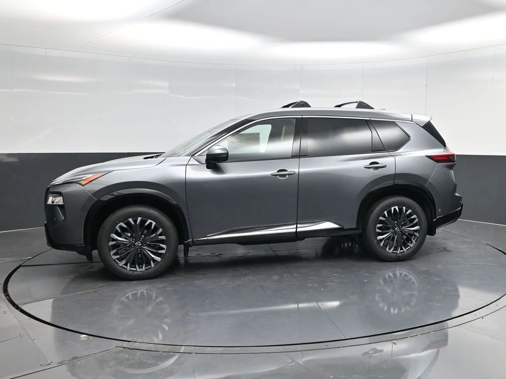 New 2026 Gray Nissan Platinum image 6
