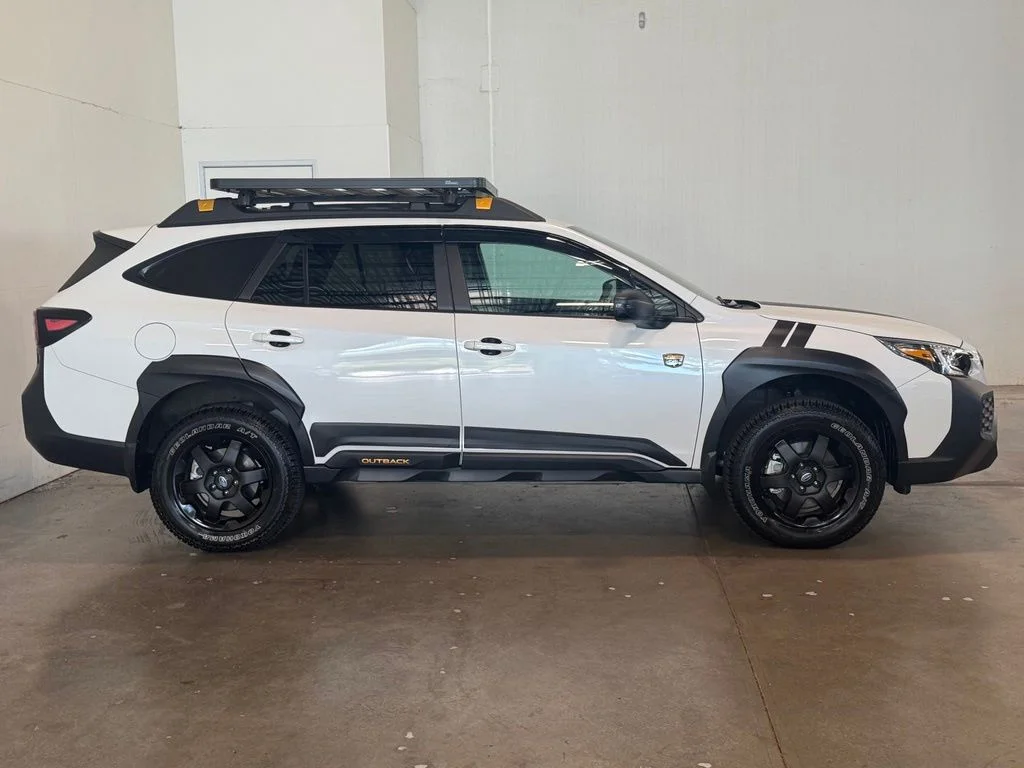 Used 2025 White Subaru Wilderness image 14