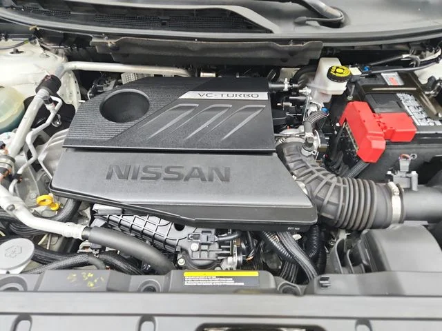 Used 2022 White Nissan SV image 18