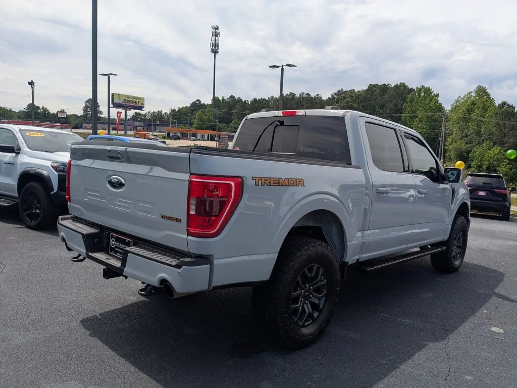 Used 2023  Ford Tremor image 5