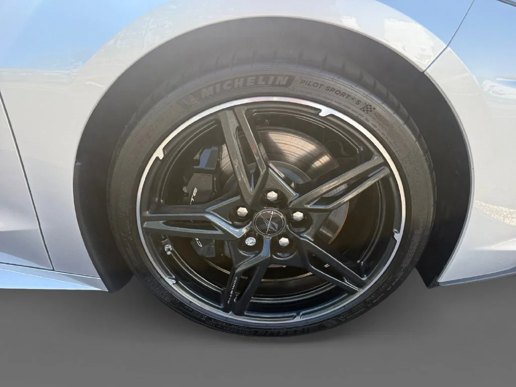 Used 2020 BLADE SILVER METALLIC Chevrolet 3LT image 16