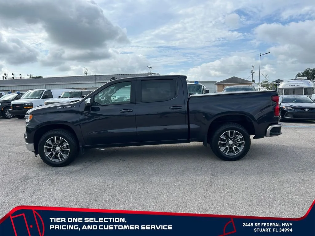 Used 2023 Dark Ash Metallic Chevrolet LT image 16