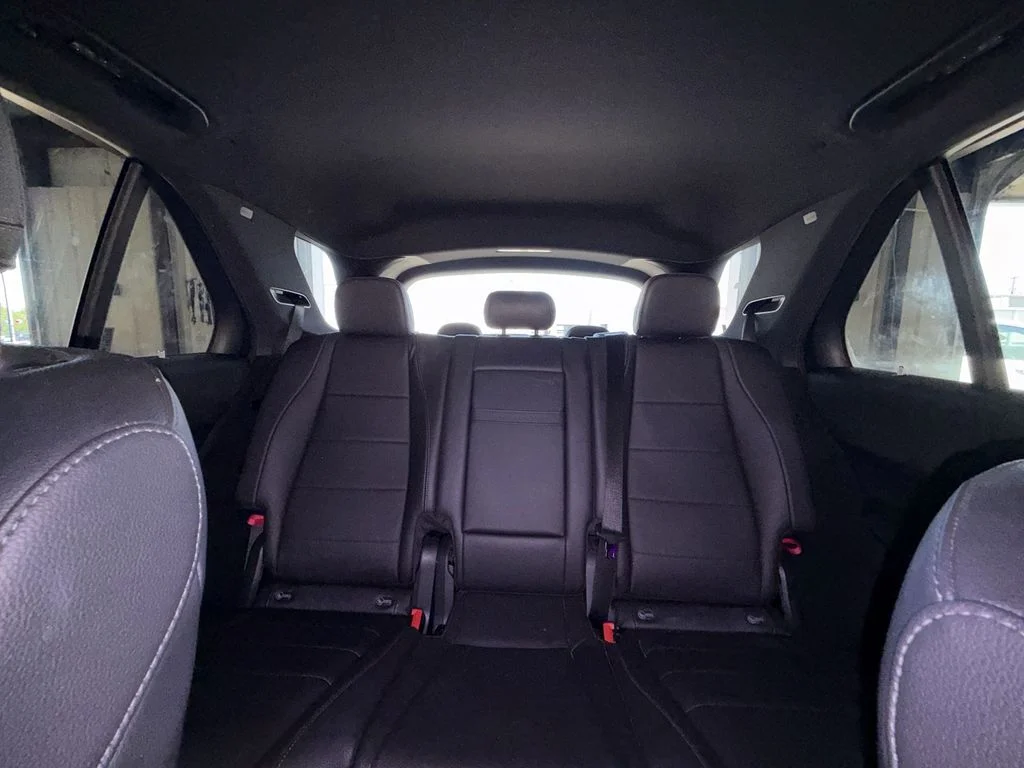 Used 2021 White Mercedes-Benz GLE 350 image 28