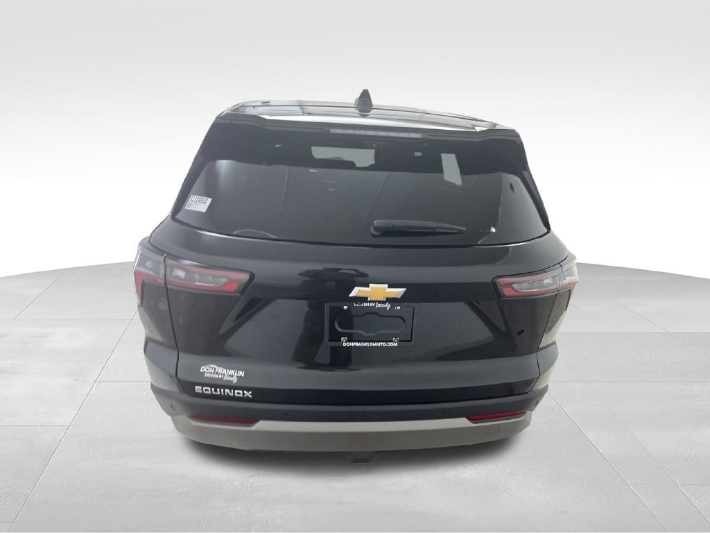 Used 2025 Black Chevrolet LT image 5
