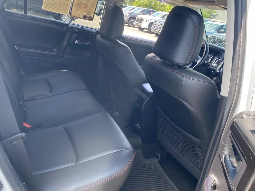 Used 2021 White Toyota Venture image 13