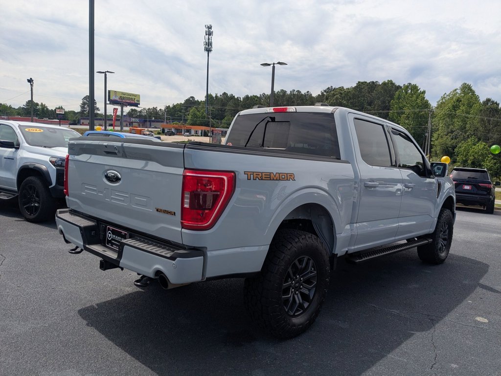 Used 2023  Ford Tremor image 5