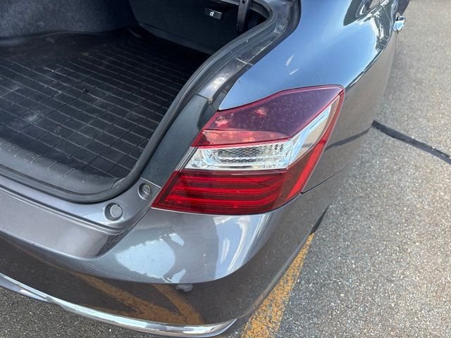 Used 2017 Gray Honda LX image 8