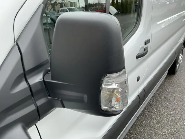 New 2026 Oxford White Ford Base image 12