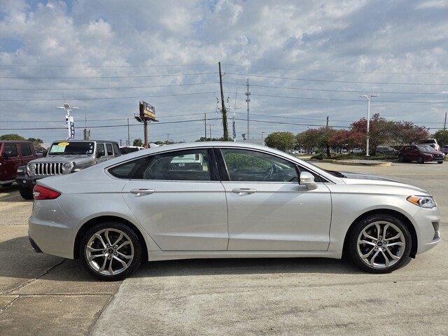 Used 2019 Ingot Silver Metallic Ford SEL image 6