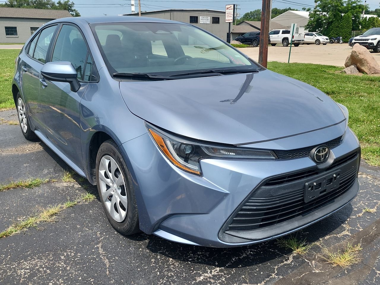 Used 2024  Toyota LE image 1
