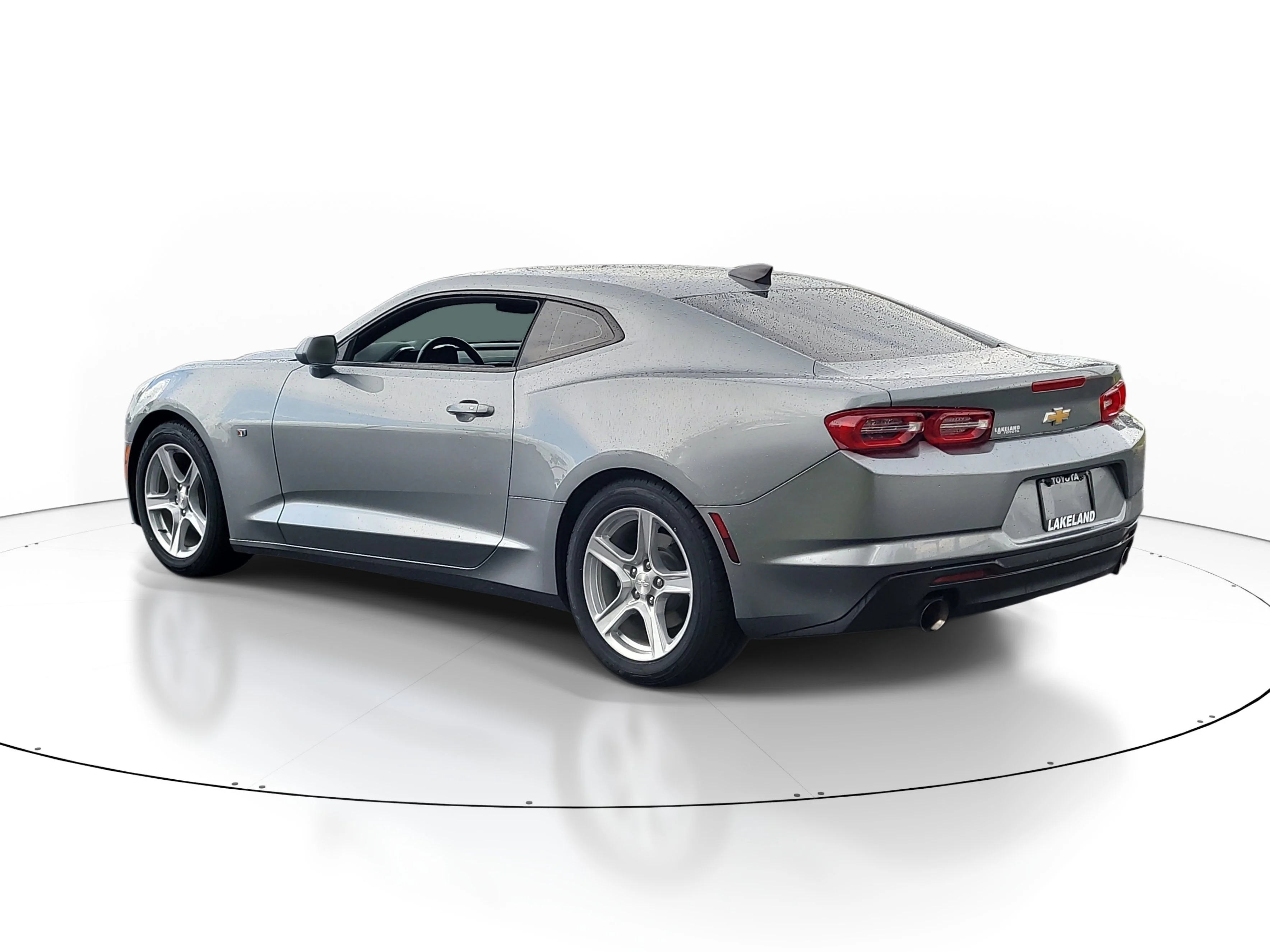 Used 2023 Sharkskin Metallic Chevrolet 1LT image 4