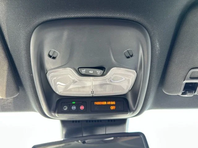 New 2026 Summit White GMC Elevation image 40