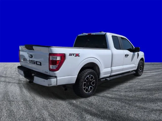 Certified Used 2023 Oxford White Ford XL image 4