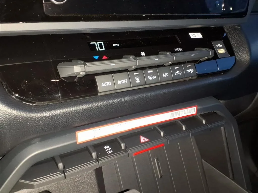 2026 Toyota Tundra SR5 - Photo 13