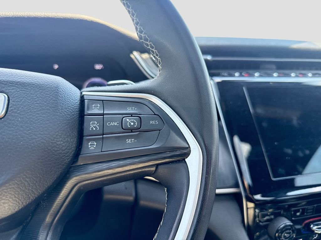 Used 2023 Gray Jeep Altitude X image 16