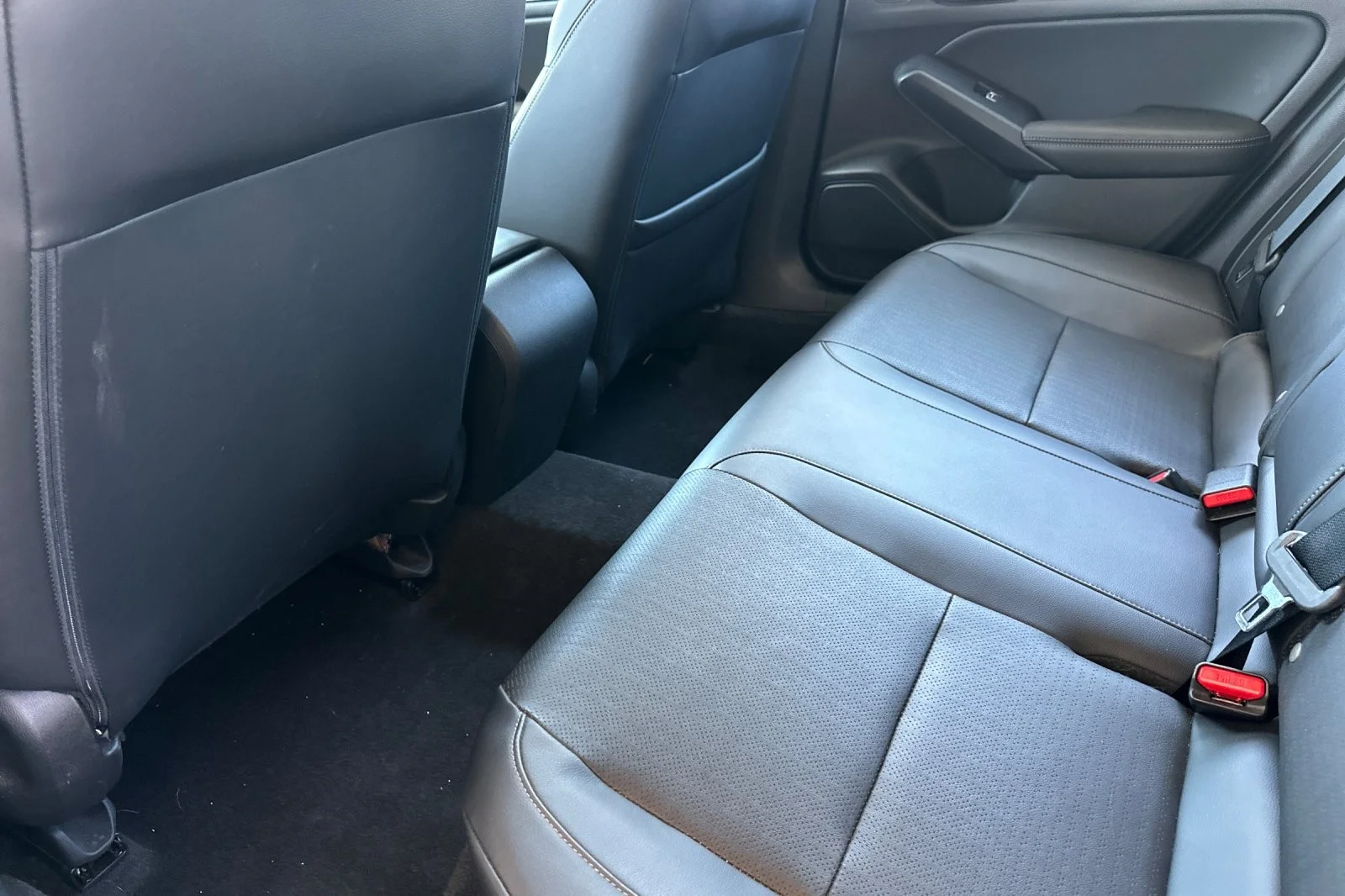 Used 2022 BLACK Honda EX-L image 11