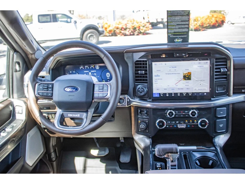 New 2026 Star White Metallic Tri-Coat Ford King Ranch image 29
