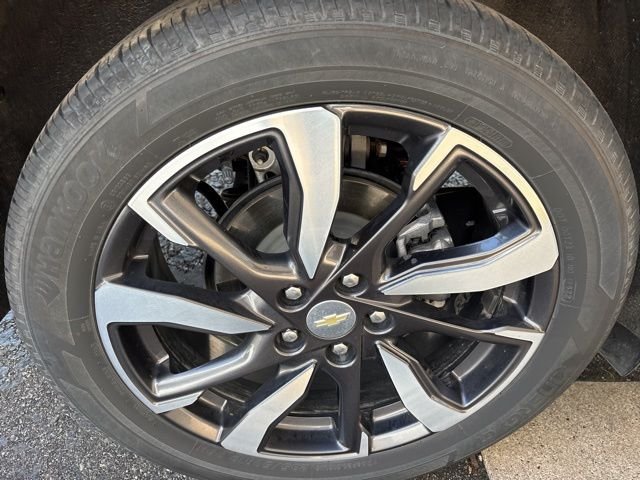 Used 2022 Black Chevrolet LT image 30