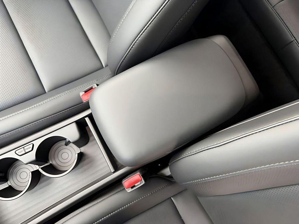 2026 Hyundai Kona Limited - Photo 23