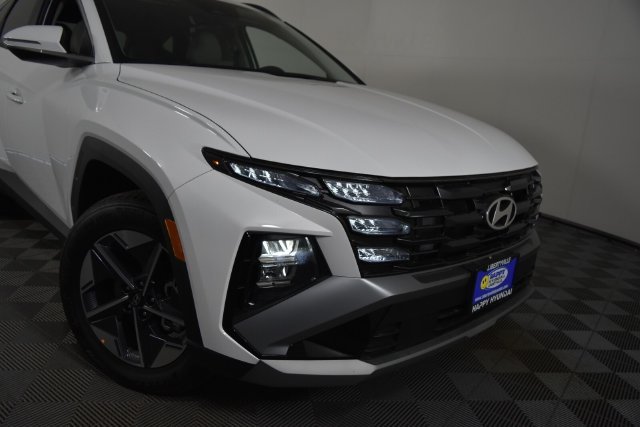 New 2026 White Hyundai SEL Premium AWD image 2