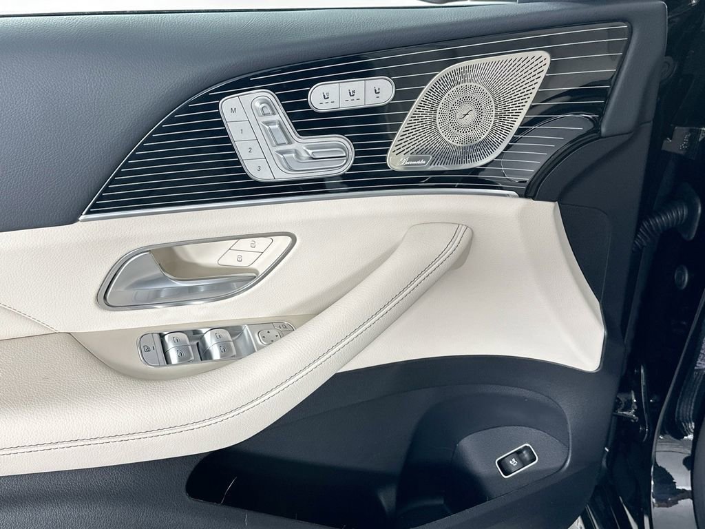 New 2026 Obsidian Black Metallic Mercedes-Benz GLE 350 image 52