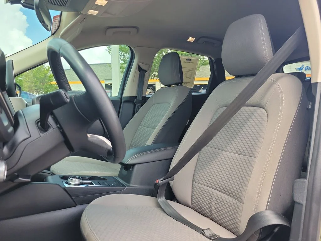 Used 2020 Green Ford SE Sport Hybrid image 19