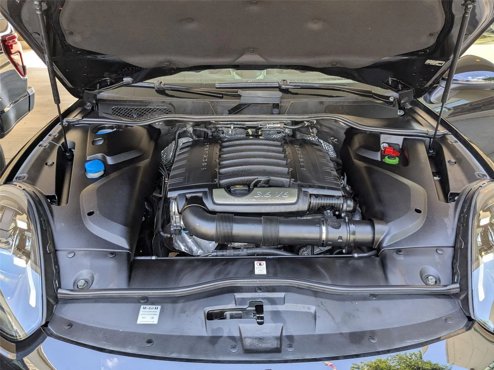 Used 2017  Porsche Platinum Edition image 39