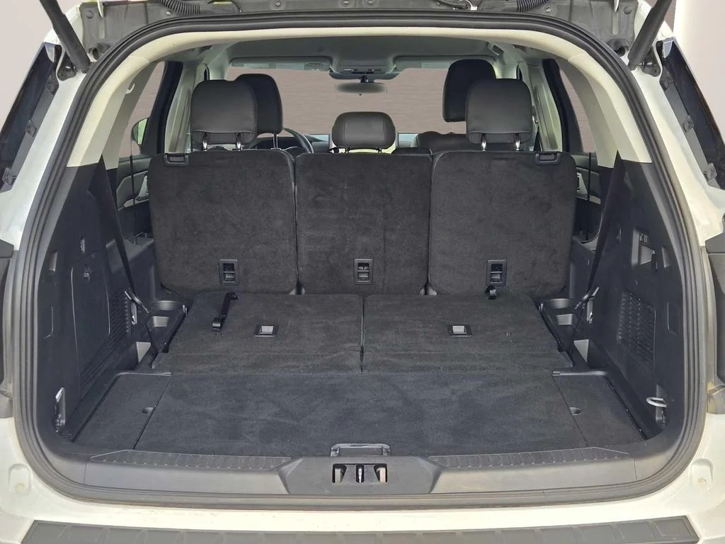 2025 Ford Explorer Active - Photo 12