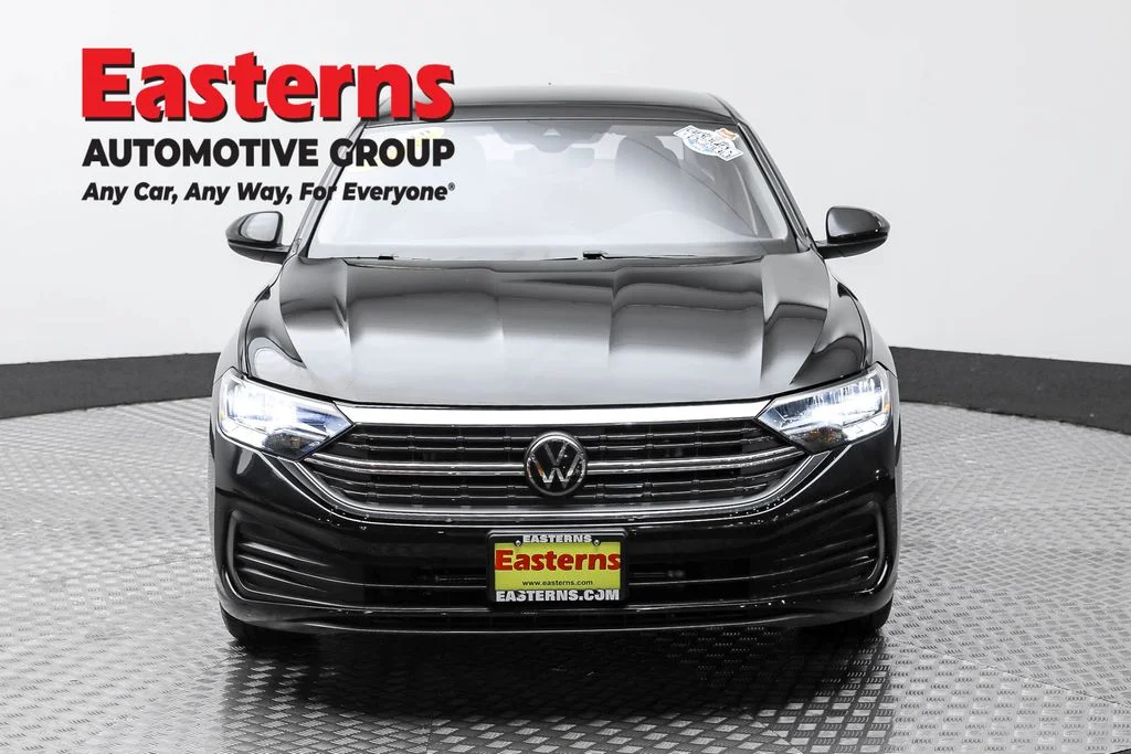 Used 2024 Black Volkswagen 1.5T SE image 2